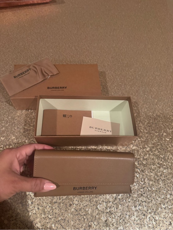 NWT Burberry Brown Cat-Eye Women\'s Sunglasses main image 5